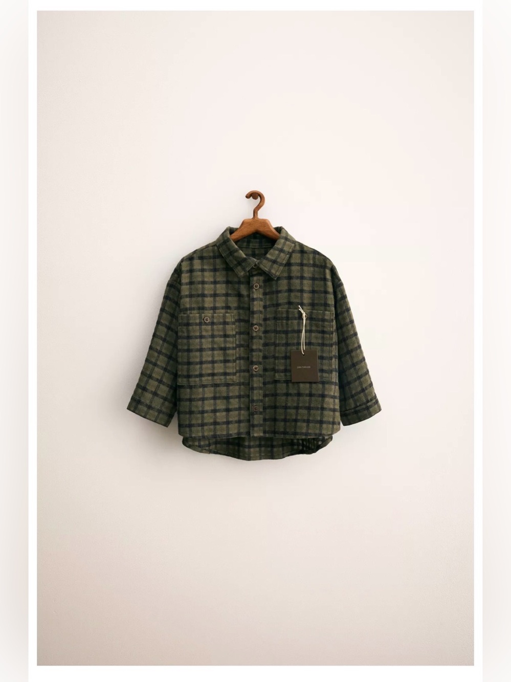 NWT Zara Green Plaid Button-Up Shirt